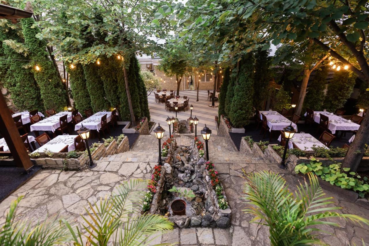 Hotel Afa Prishtinë Ngoại thất bức ảnh