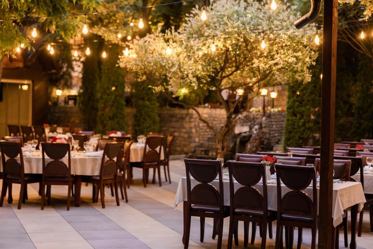 Hotel Afa Prishtinë Ngoại thất bức ảnh