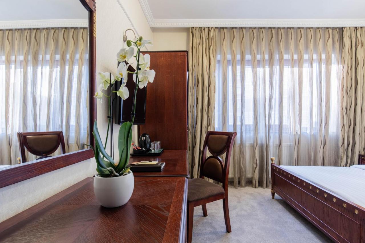 Hotel Afa Prishtinë Ngoại thất bức ảnh