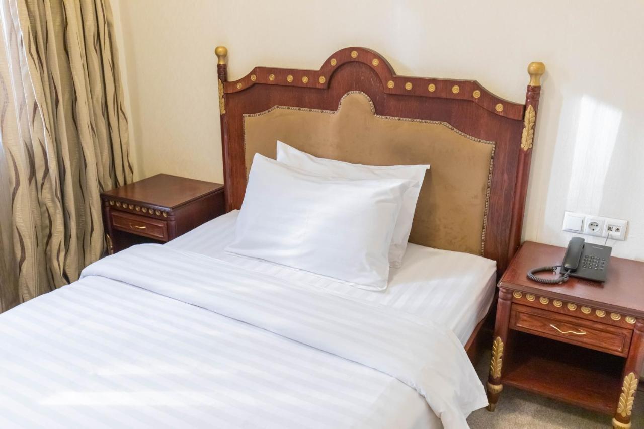 Hotel Afa Prishtinë Ngoại thất bức ảnh